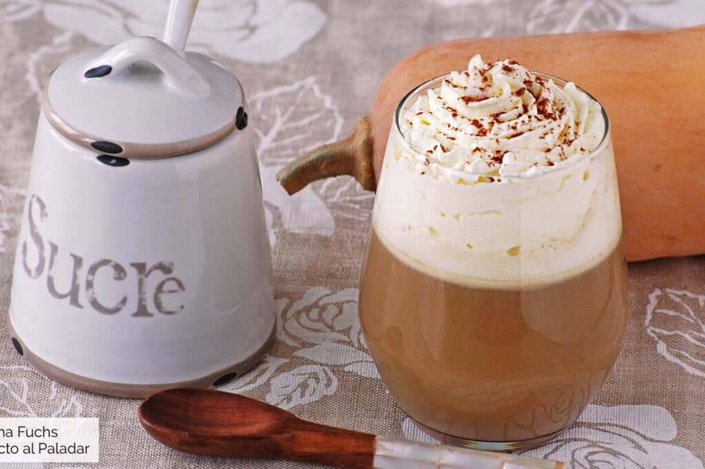 como hacer un cafe latte de calabaza en otono